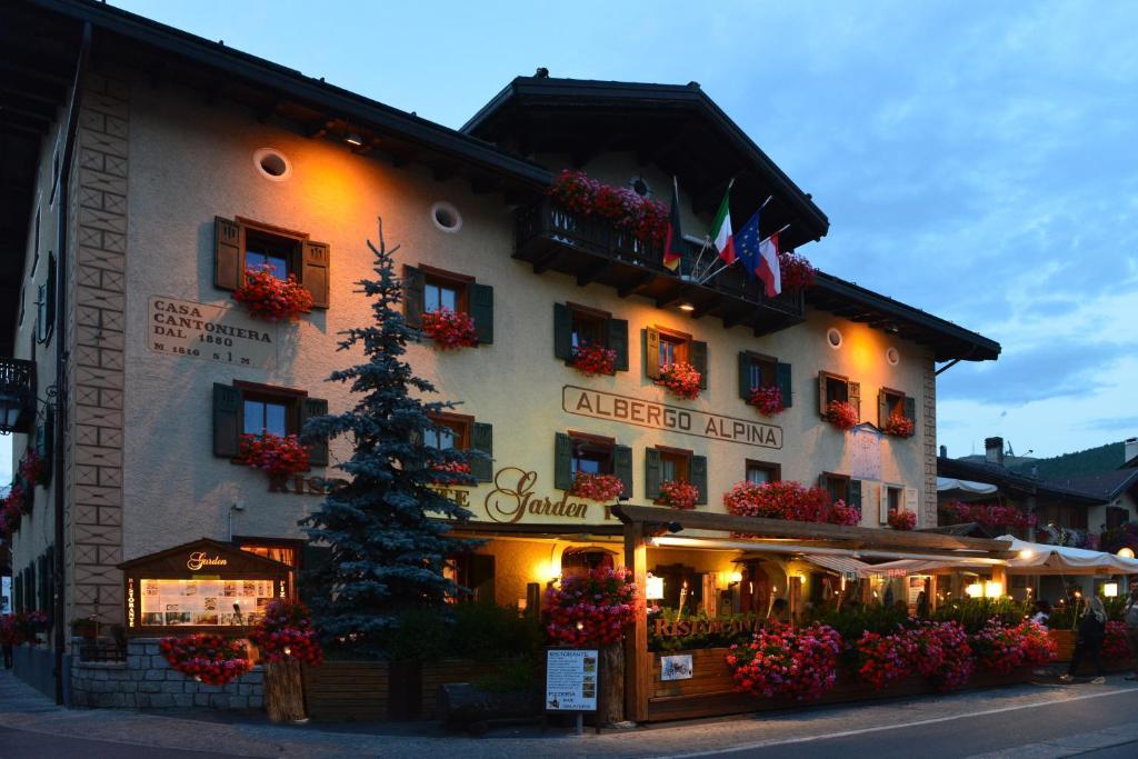 Hotel Alpina Livigno Exterior photo